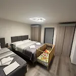 Krymlov Apartment Oleska