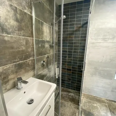 Krymlov Apartment *